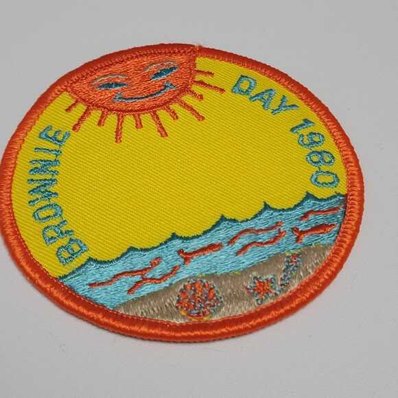 Brownie Day Patch, 1980 - Picture 2 of 5